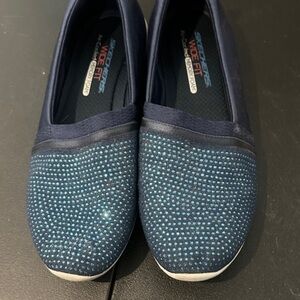 Skechers Navy Rhinestone wide fit memory foam Slip-On tennis shoes size 8.5